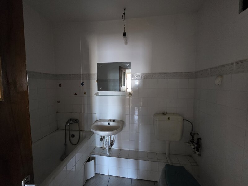 Drumul Taberei, Moghioros.